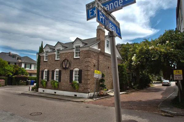 $11,000 | 3 Exchange Street, Charleston, SC 29401