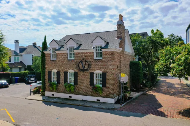 $11,000 | 3 Exchange Street, Charleston, SC 29401