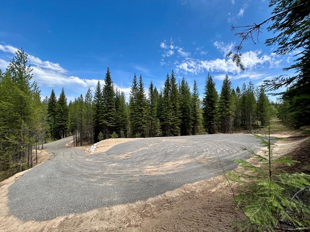 76 Sawtooth Loop, Unit LOT 33 Cascade, ID 83611 - Photo 3 of 8