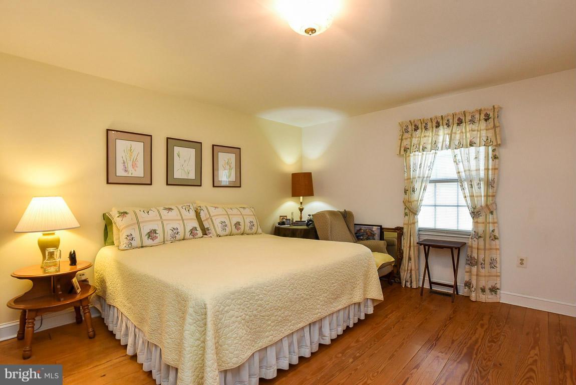 5559 Coon Tree Road The Plains, VA 20198 - Photo 18 of 25 Bedroom