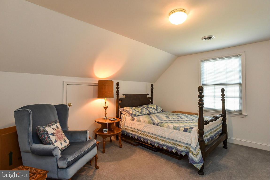 5559 Coon Tree Road The Plains, VA 20198 - Photo 19 of 25 Bedroom