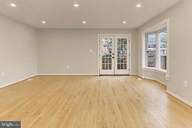 $6,700 | 1024 North Monroe Street, Arlington, VA 22201