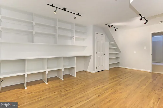 $6,700 | 1024 North Monroe Street, Arlington, VA 22201