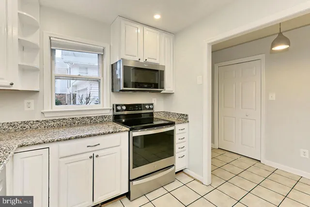 $6,700 | 1024 North Monroe Street, Arlington, VA 22201