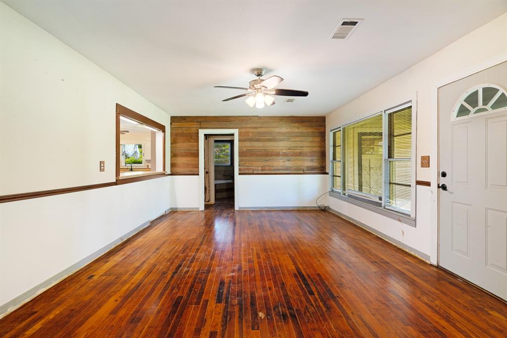 215 2nd SW Street Detroit, TX 75436 - Photo 5 of 16