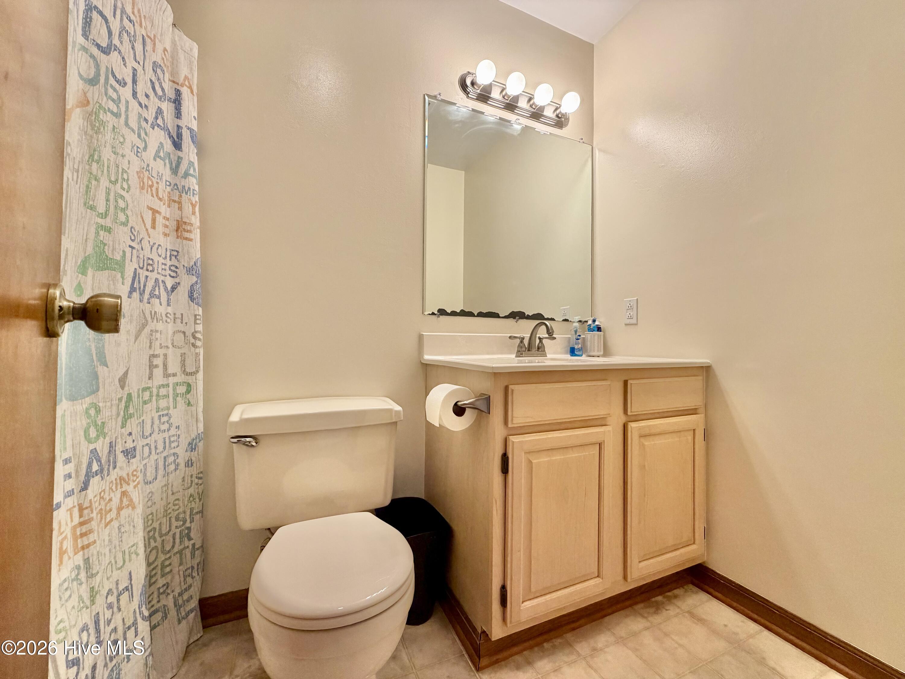 378 Country Club Road Camden, NC 27921 - Photo 24 of 30 30--Interior Bath 2