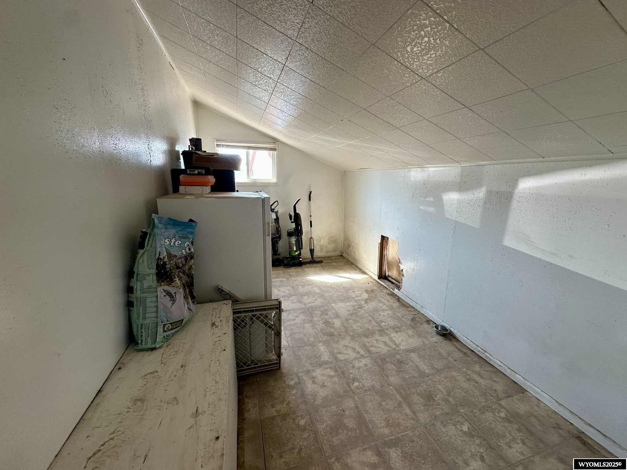 307 West 2 Street Shoshoni, WY 82649 - Photo 12 of 32