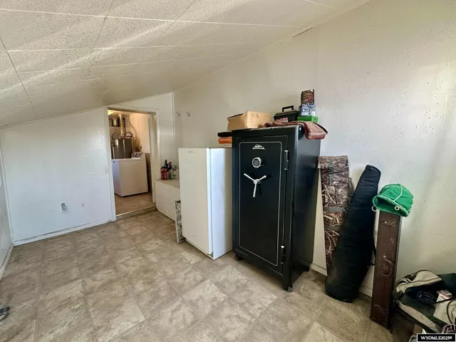 $160,000 | 307 West 2 Street, Shoshoni, WY 82649