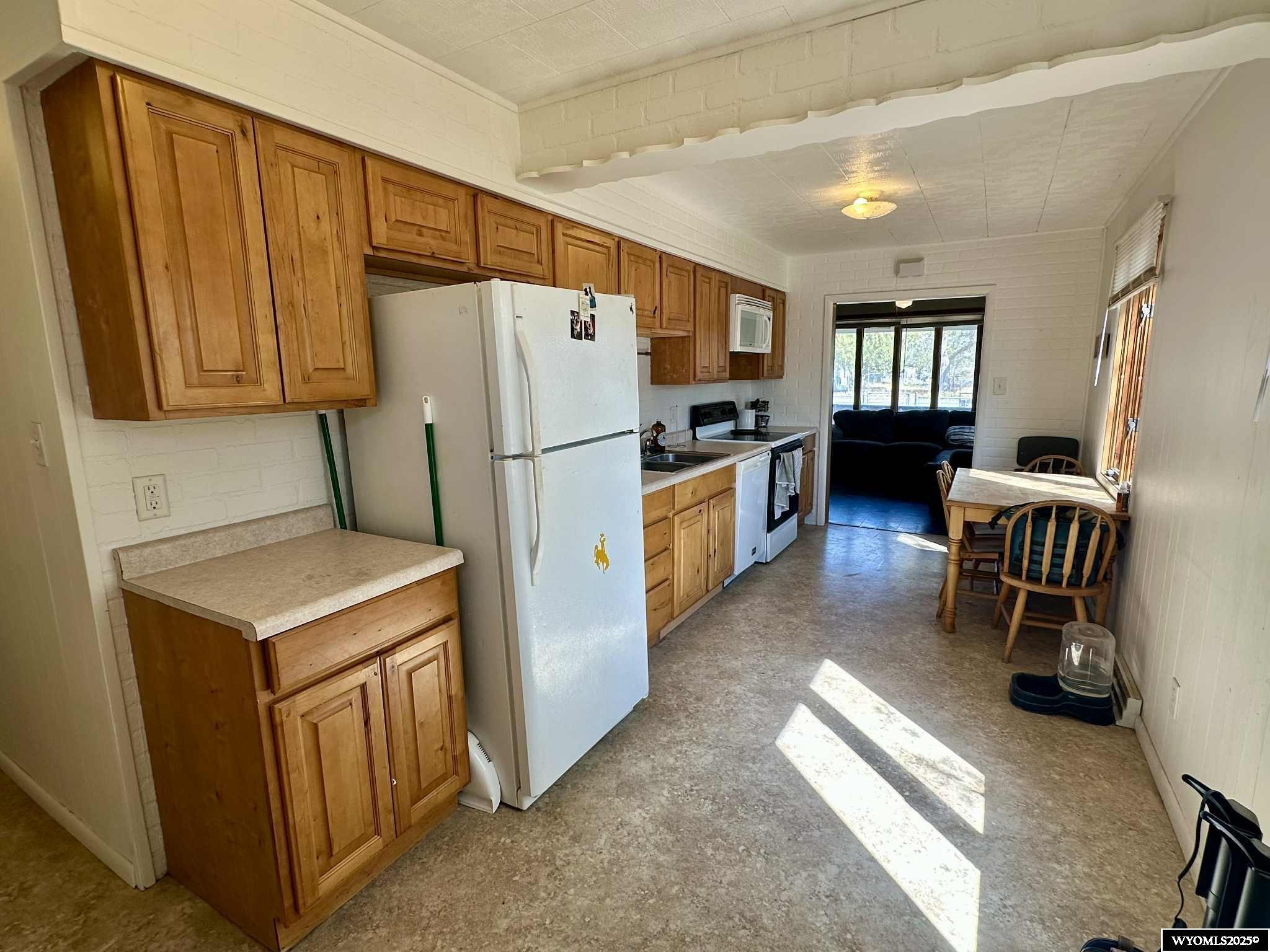 307 West 2 Street Shoshoni, WY 82649 - Photo 4 of 32