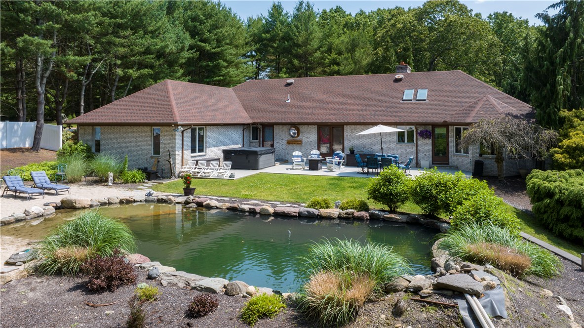 140 White Birch Circle Scituate, RI 02831 - Photo 2 of 50