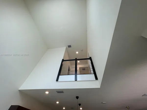 $3,150 | 4700 Northwest 84th Avenue, Unit 17, Doral, FL 33166