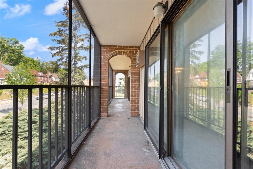190 High Street, Unit 509 Medford, MA 02155 - Photo 12 of 25