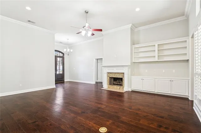 $355,000 | 305 Brown Thrasher Loop South, Madisonville, LA 70447