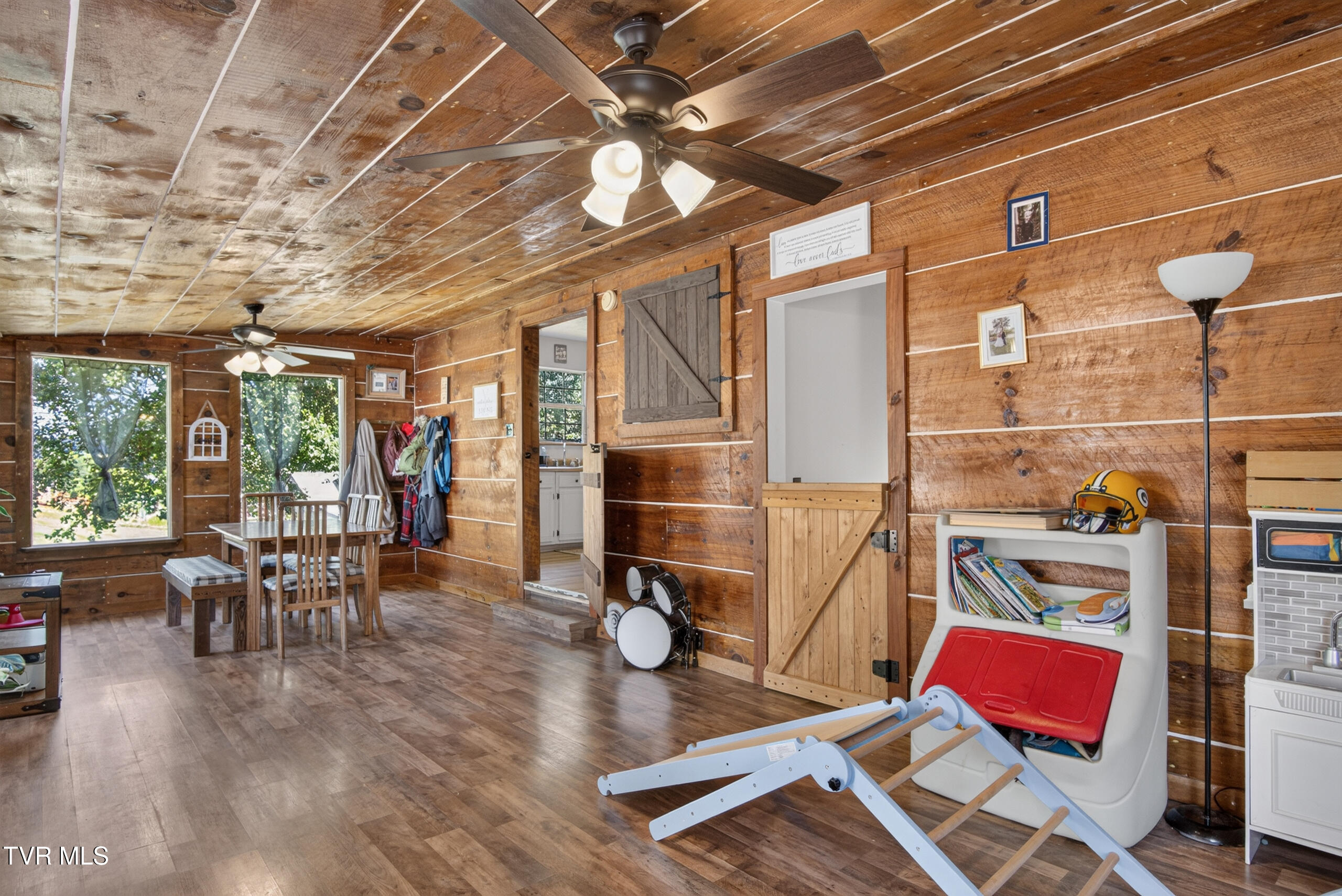 6196 Poplar Springs Road Greeneville, TN 37743 - Photo 10 of 59 DSC00798