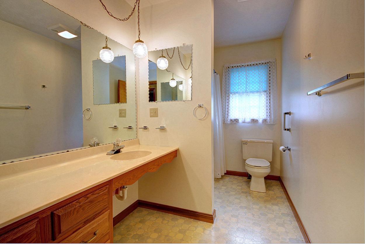 1724 Scott Depot Road Scott Depot, WV 25560 - Photo 18 of 32 Gallery Image 18