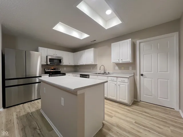 $365,000 | 14243 Holly Berry Circle, Fishers, IN 46038