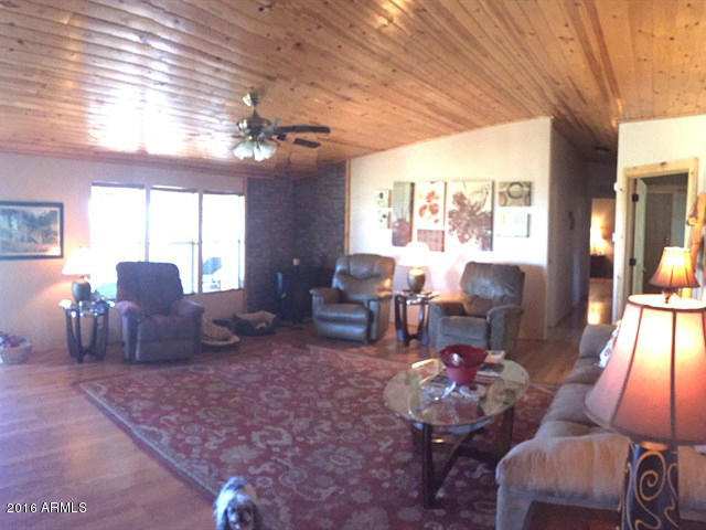 6324 Deer Run Road Show Low, AZ 85901 - Photo 5 of 36 005_Living Room