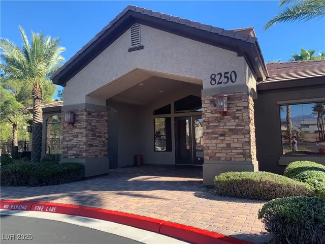 $1,250 | 8250 North Grand Canyon Drive, Unit 1158, Las Vegas, NV 89166