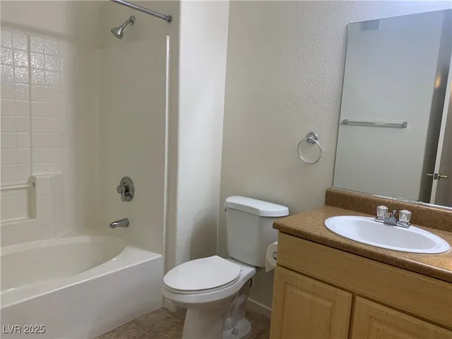 $1,250 | 8250 North Grand Canyon Drive, Unit 1158, Las Vegas, NV 89166