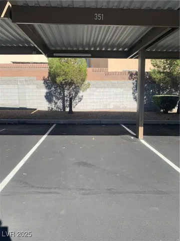 $1,250 | 8250 North Grand Canyon Drive, Unit 1158, Las Vegas, NV 89166