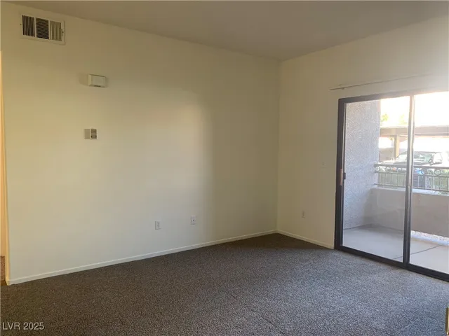 $1,250 | 8250 North Grand Canyon Drive, Unit 1158, Las Vegas, NV 89166