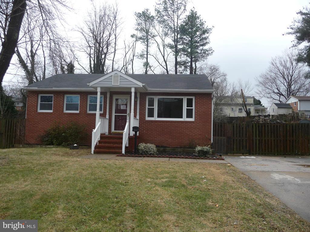 1823 Halifax Road Woodbridge, VA 22191 - Photo 1 of 22 Exterior (Front)