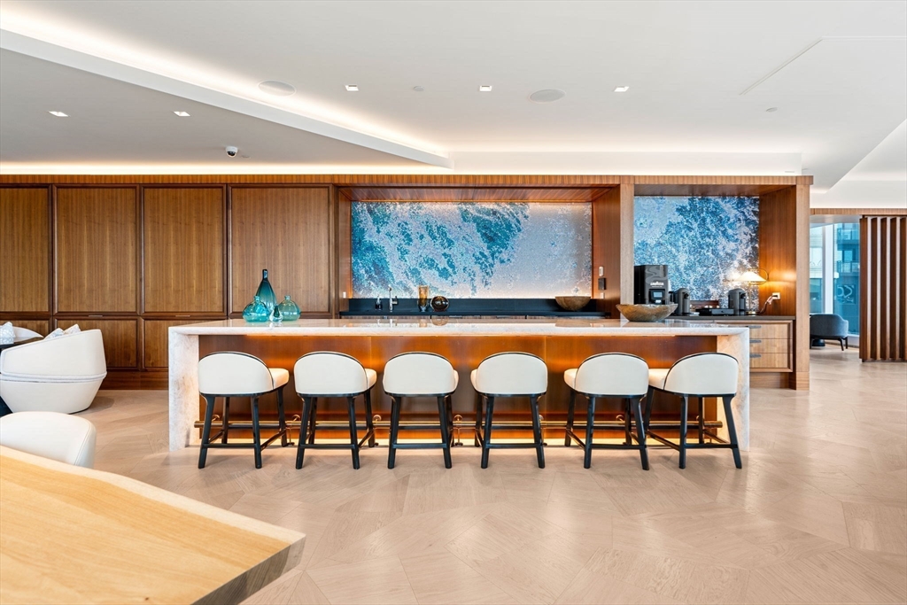 150 Seaport, Unit 9C Boston, MA 02210 - Photo 30 of 39