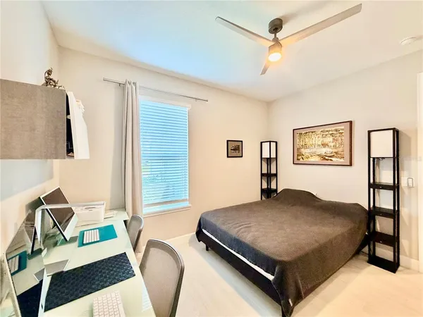 $2,700 | 6111 Mesa Glen, Bradenton, FL 34203