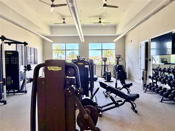 $2,700 | 6111 Mesa Glen, Bradenton, FL 34203