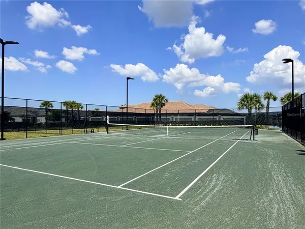 $2,700 | 6111 Mesa Glen, Bradenton, FL 34203