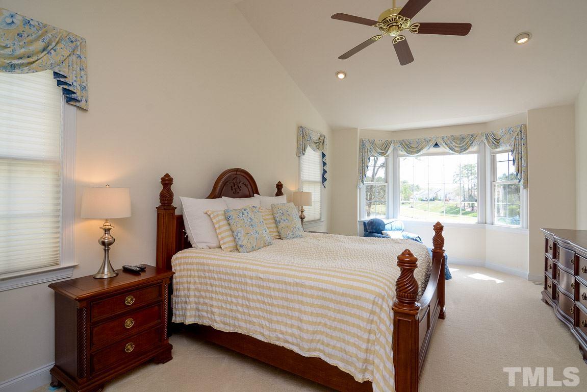 9105 Sanctuary Court Raleigh, NC 27617 - Photo 14 of 25 Gallery Image 14