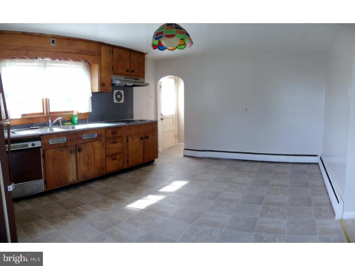 2366 Rhoads Road Pottstown, PA 19464 - Photo 6 of 13 Gallery Image 6