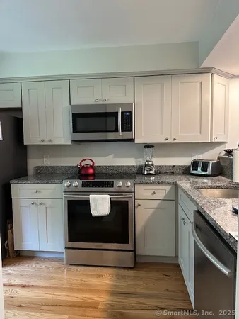 $320,000 | 45 Pequot Drive, Unit 45, Rocky Hill, CT 06067