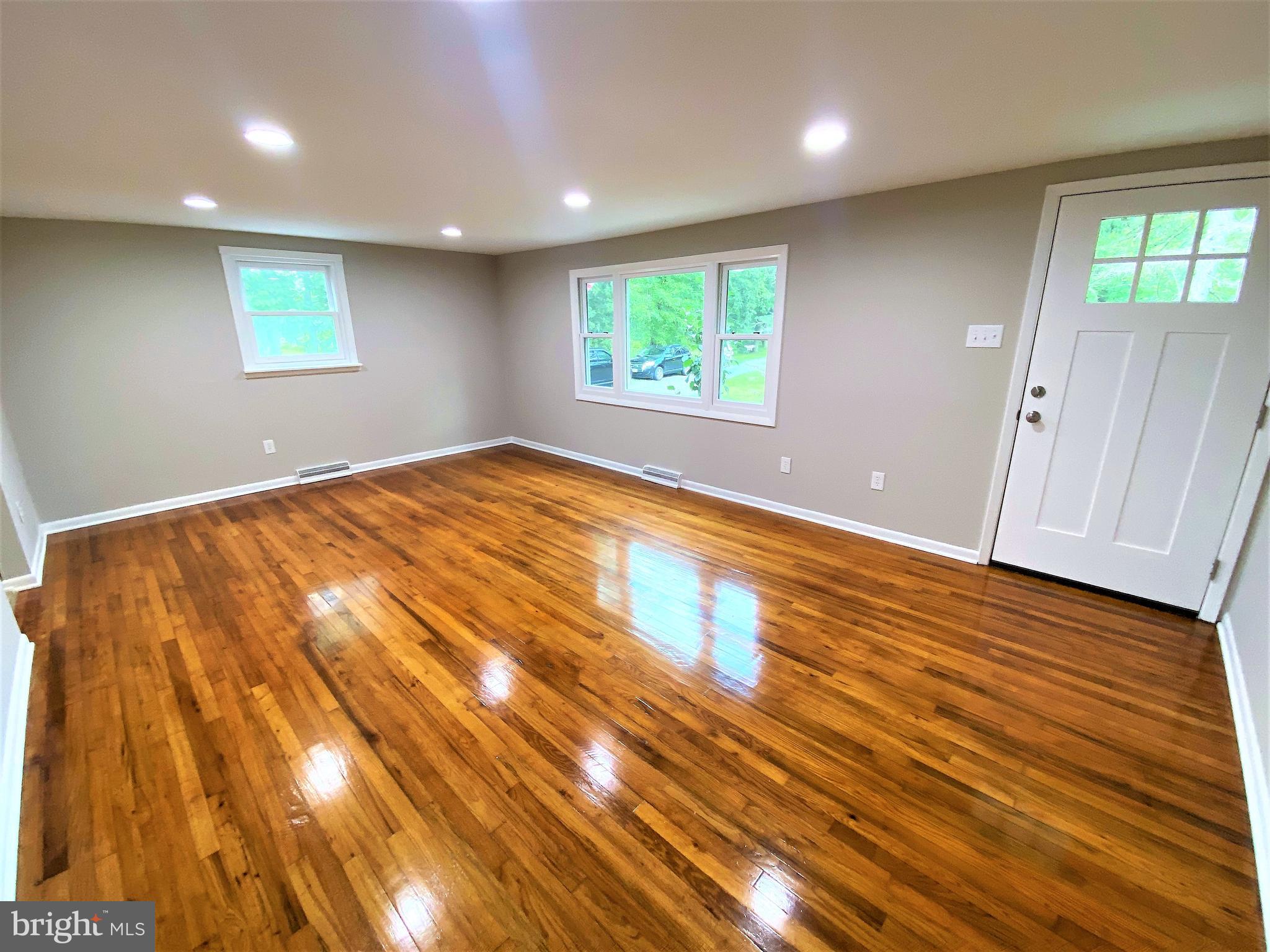 4075 Stump Road Doylestown, PA 18902 - Photo 6 of 51 Gallery Image 6