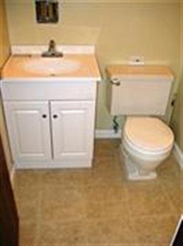 501 Briargate Road Washington, IL 61571 - Photo 4 of 7 Gallery Image 4