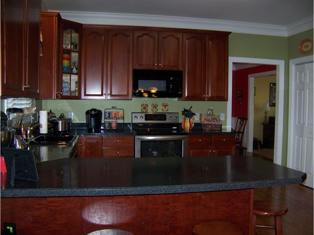 121 Reed Circle Johnson City, TN 37601 - Photo 5 of 24 Photo 5