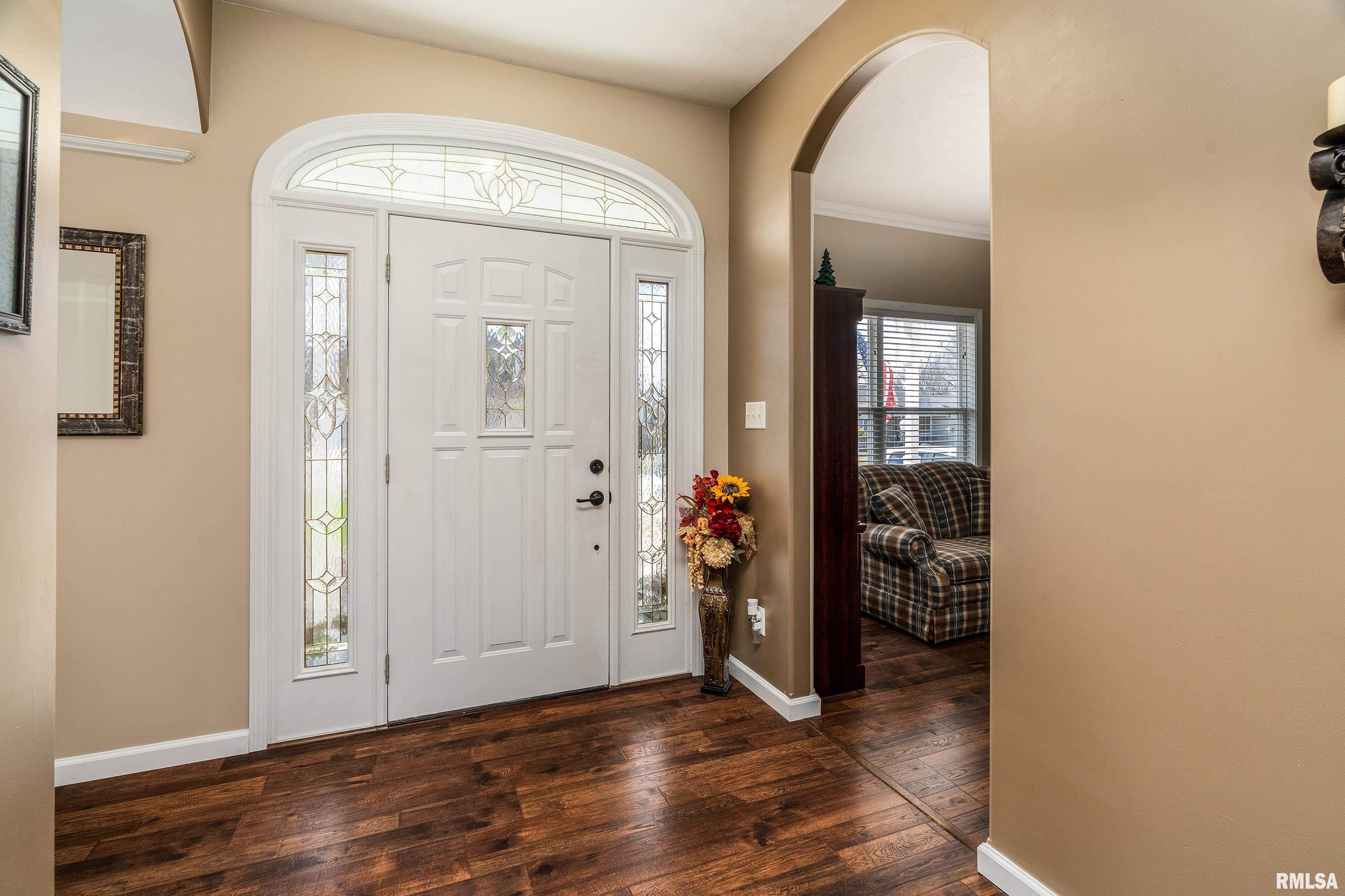 315 Evergreen Trail Herrin, IL 62948 - Photo 3 of 58