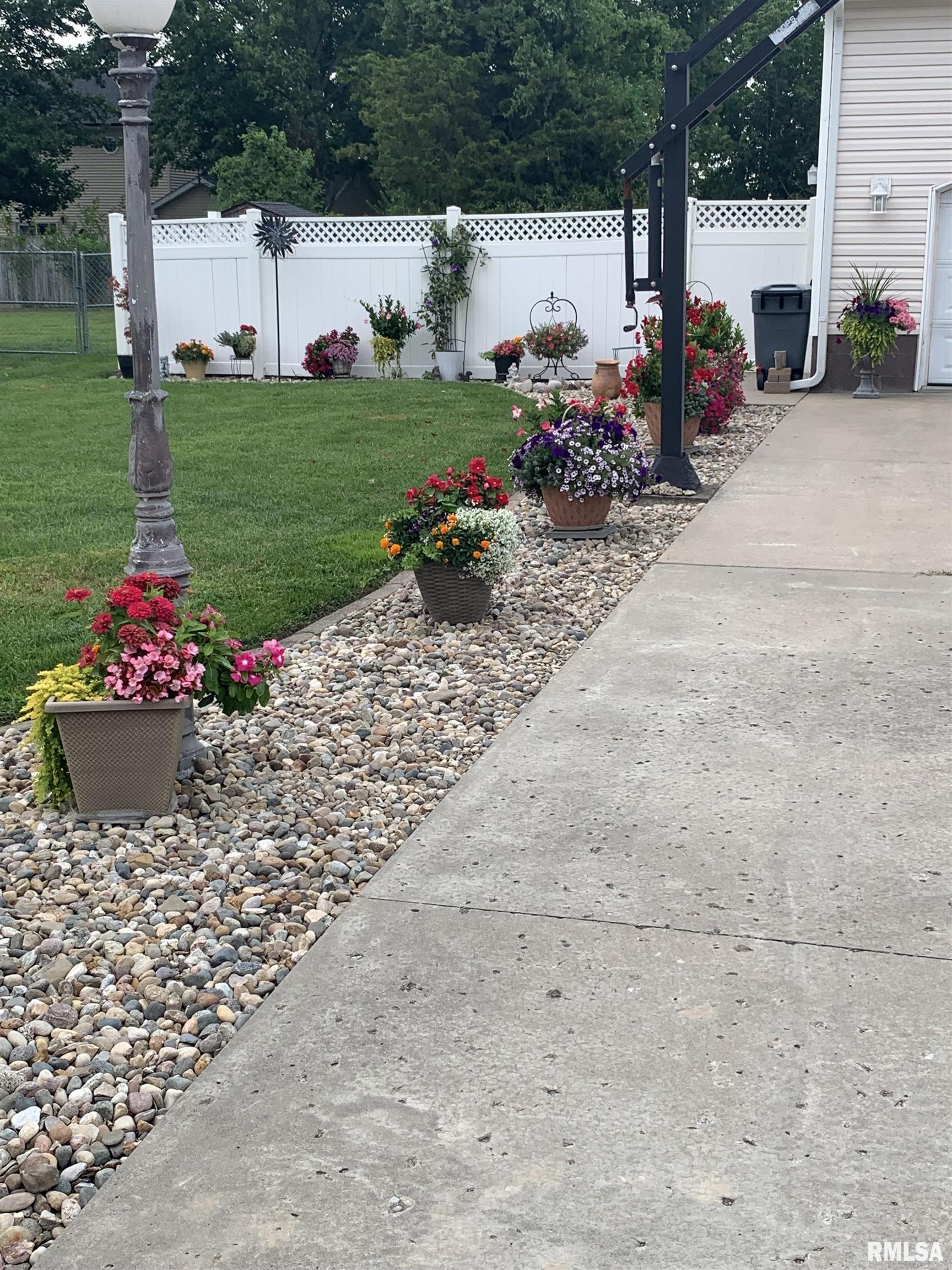 315 Evergreen Trail Herrin, IL 62948 - Photo 57 of 58