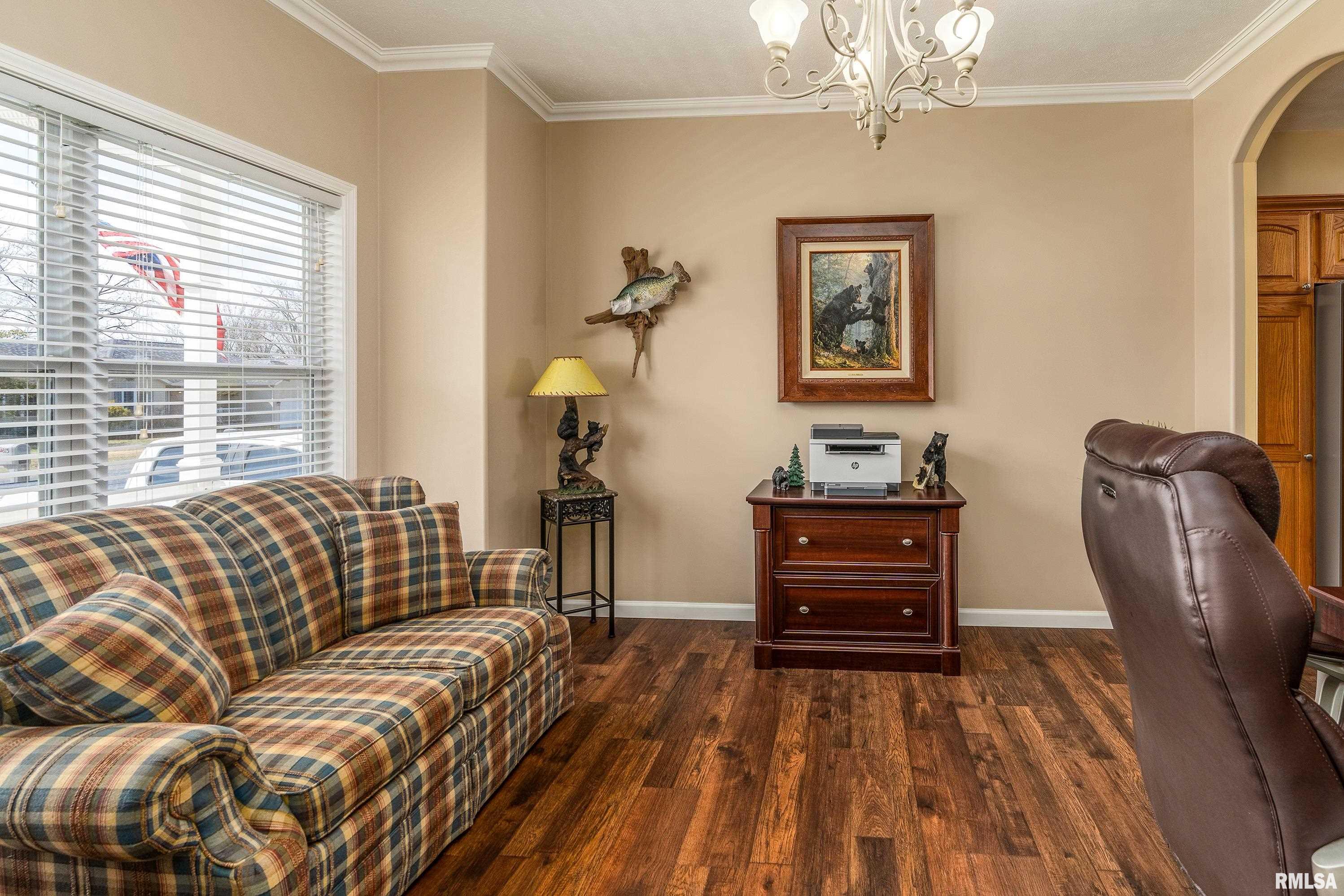 315 Evergreen Trail Herrin, IL 62948 - Photo 6 of 58