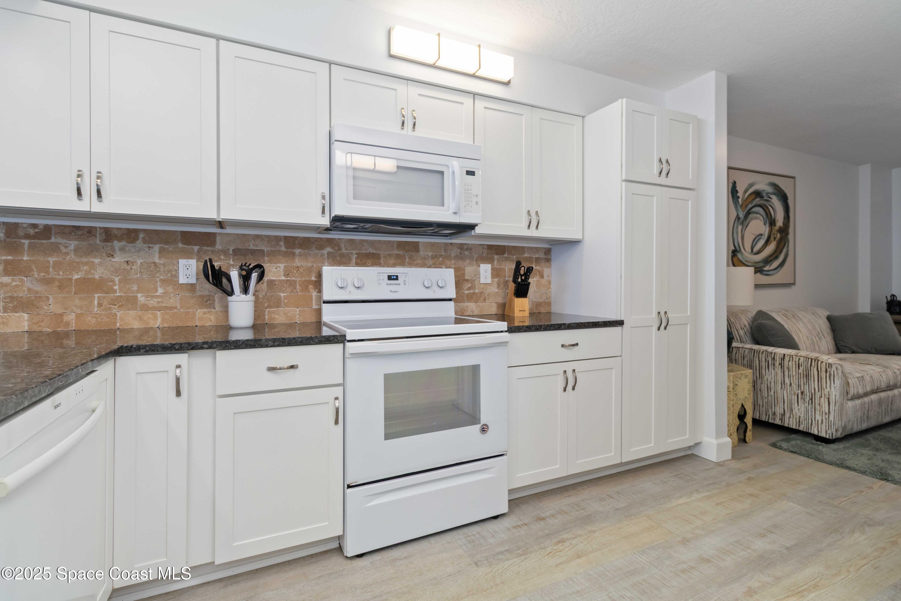 3400 Ocean Beach Boulevard, Unit 610 Cocoa Beach, FL 32931 - Photo 17 of 36 Kitchen