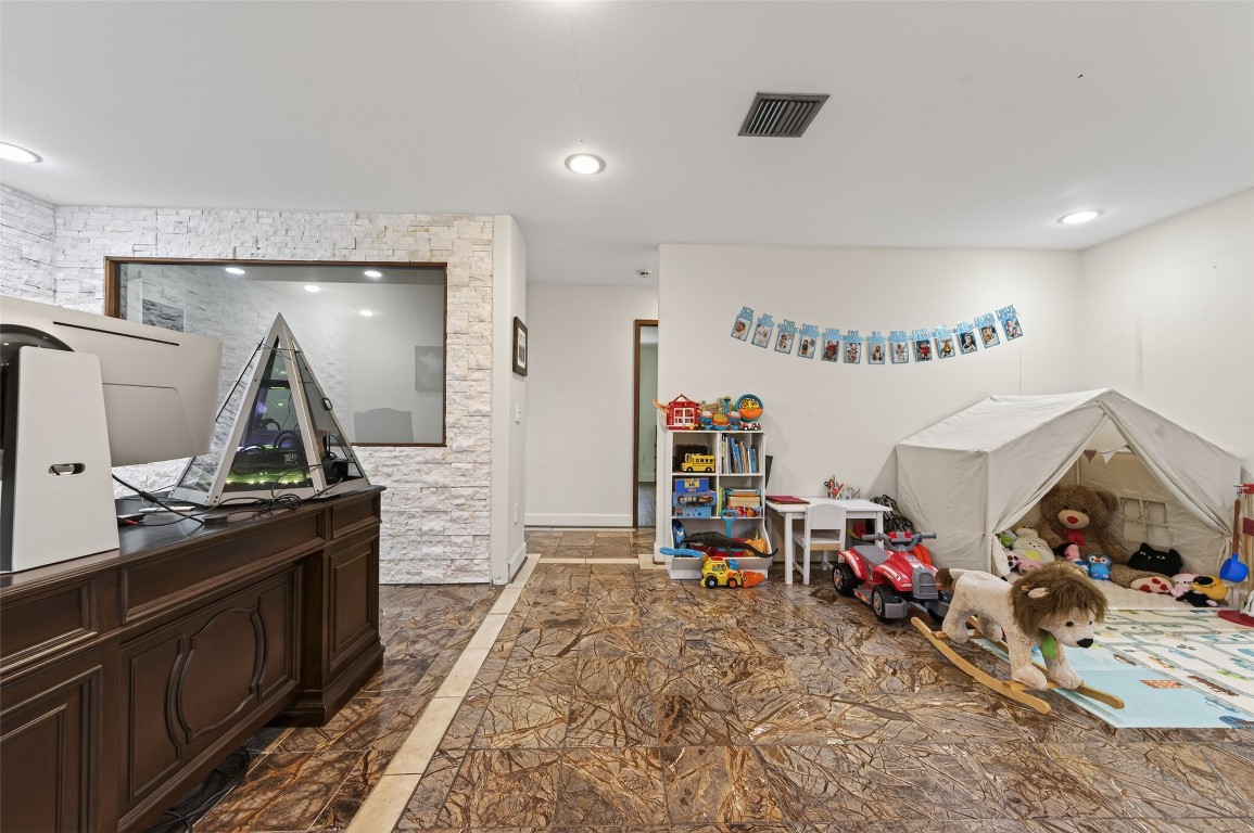 16914 Creeksouth Road Houston, TX 77068 - Photo 27 of 50