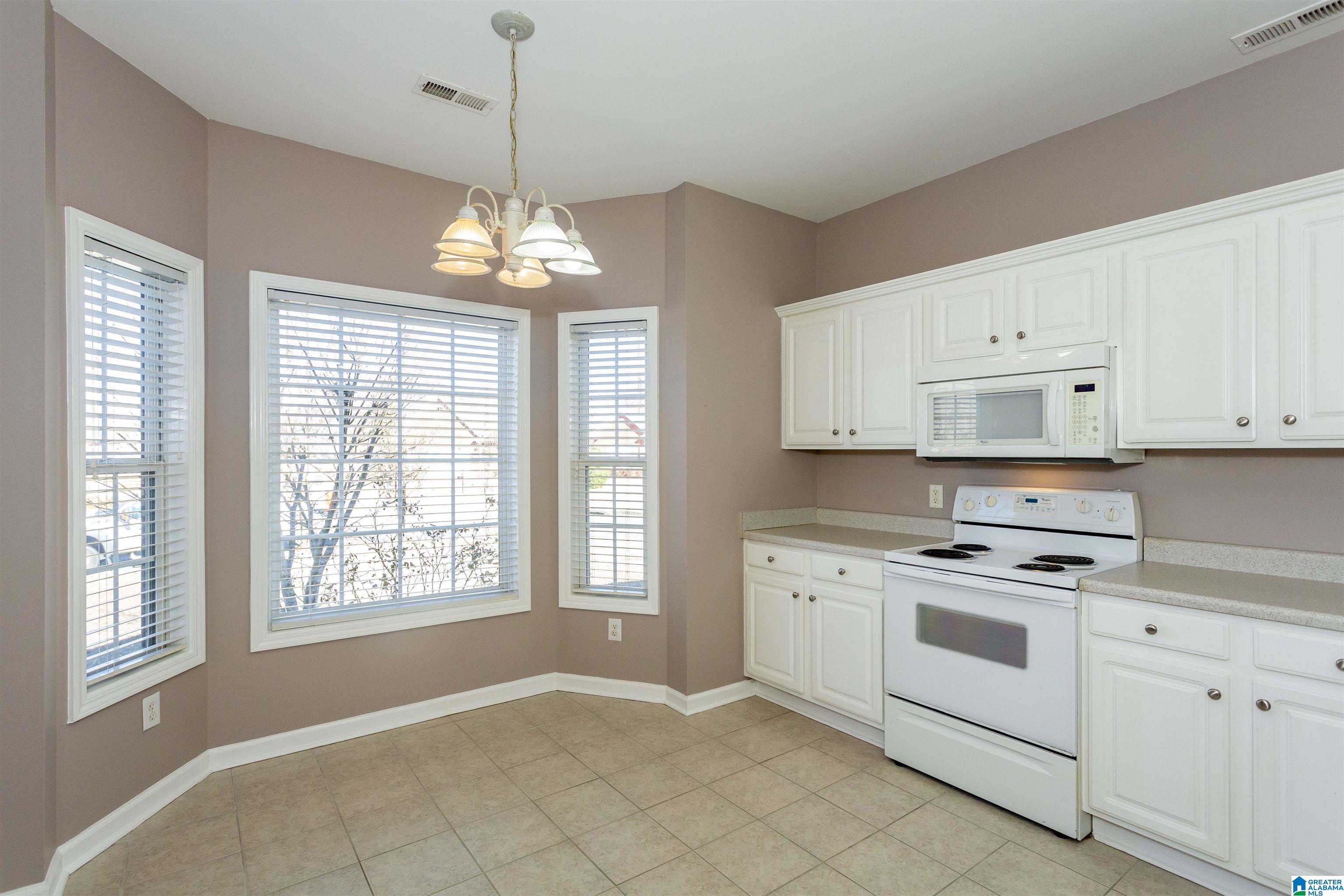 308 Springdale Drive Gardendale, AL 35071 - Photo 8 of 35