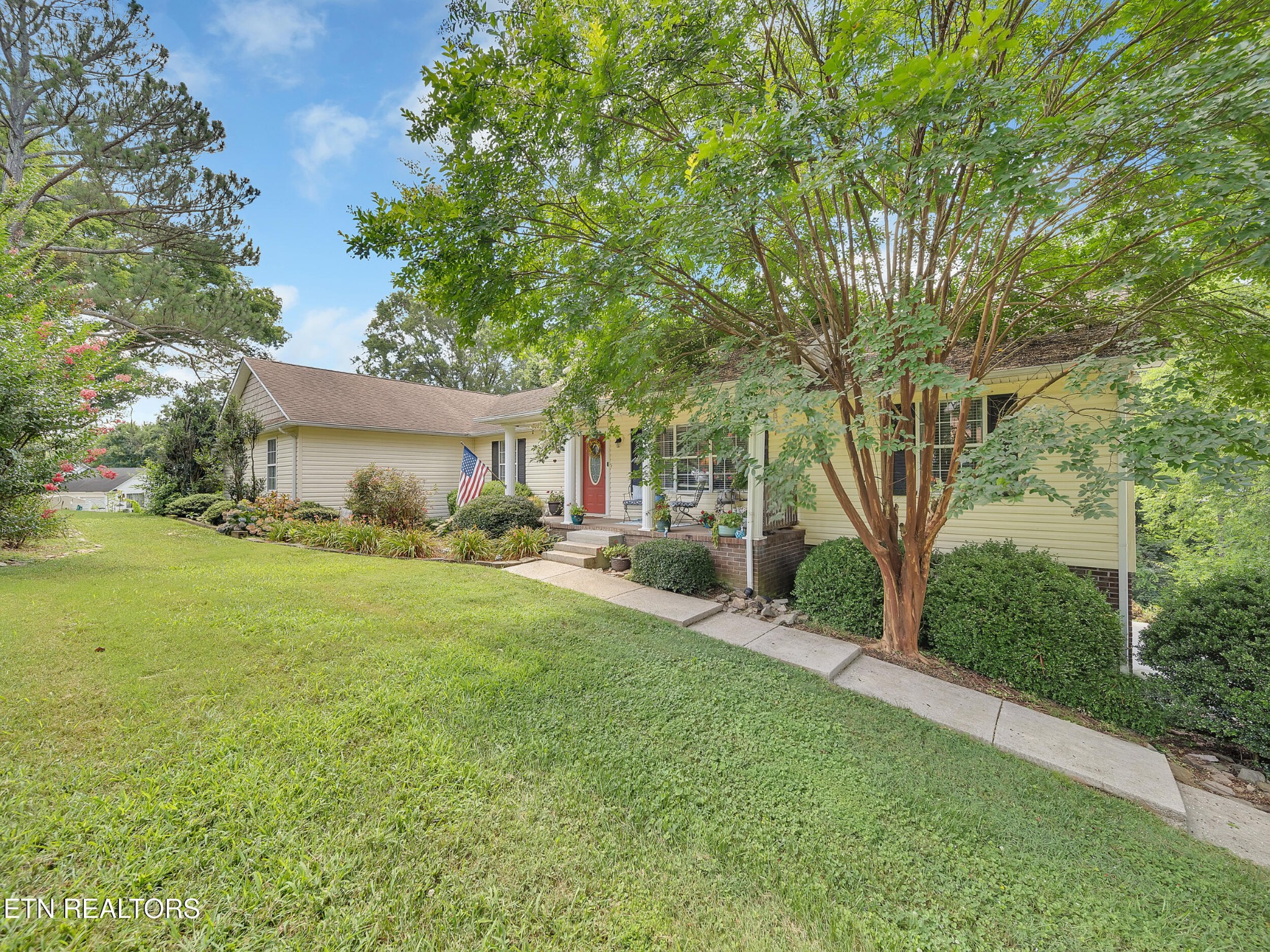 2822 Rambling Road Maryville, TN 37801 - Photo 1 of 55 Gallery Image 1