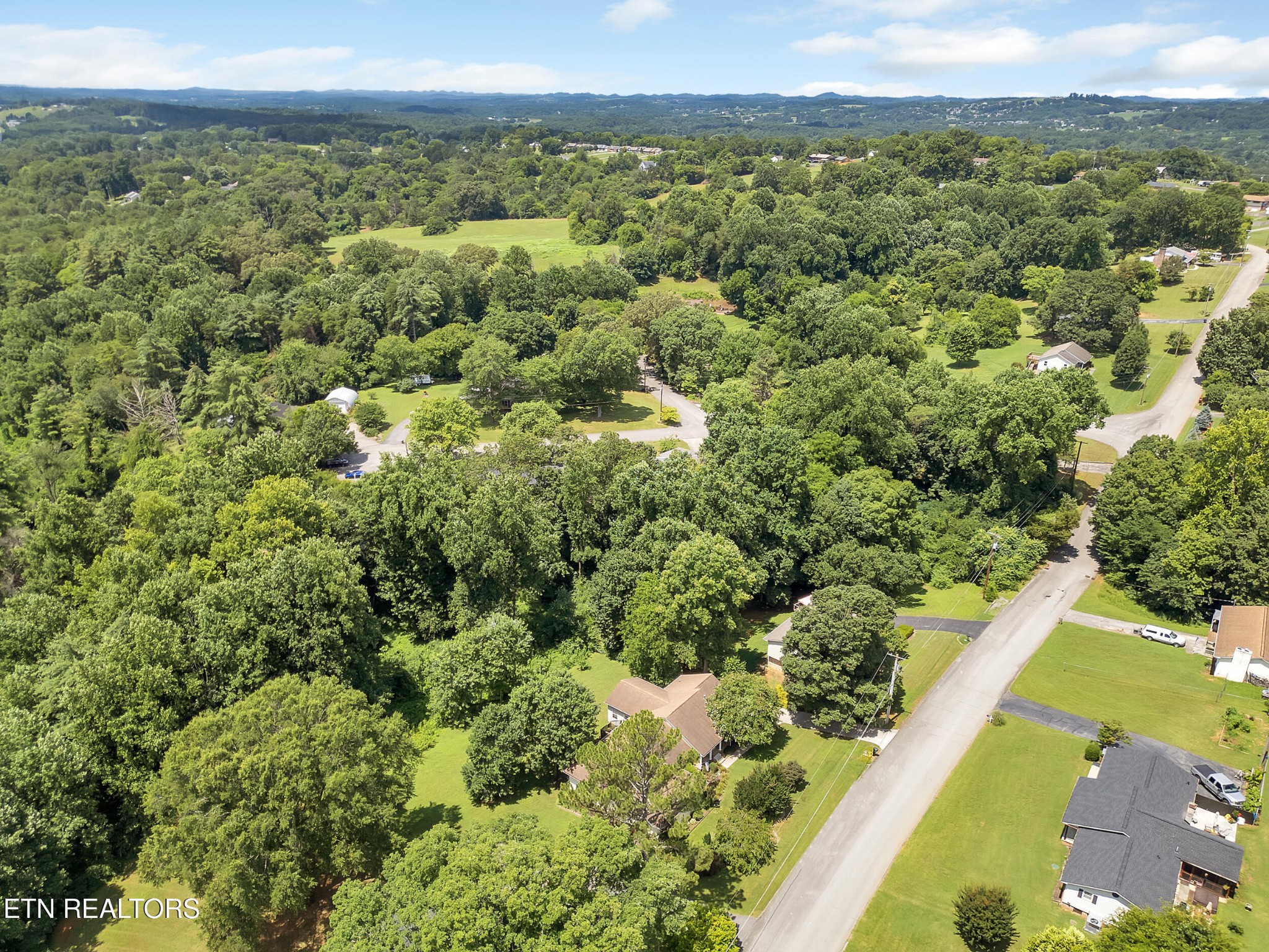 2822 Rambling Road Maryville, TN 37801 - Photo 54 of 55 Gallery Image 54