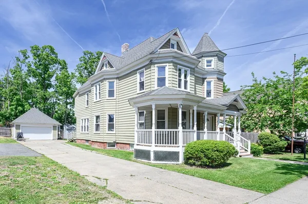 $349,900 | 130 Berkshire Street, Springfield, MA 01151