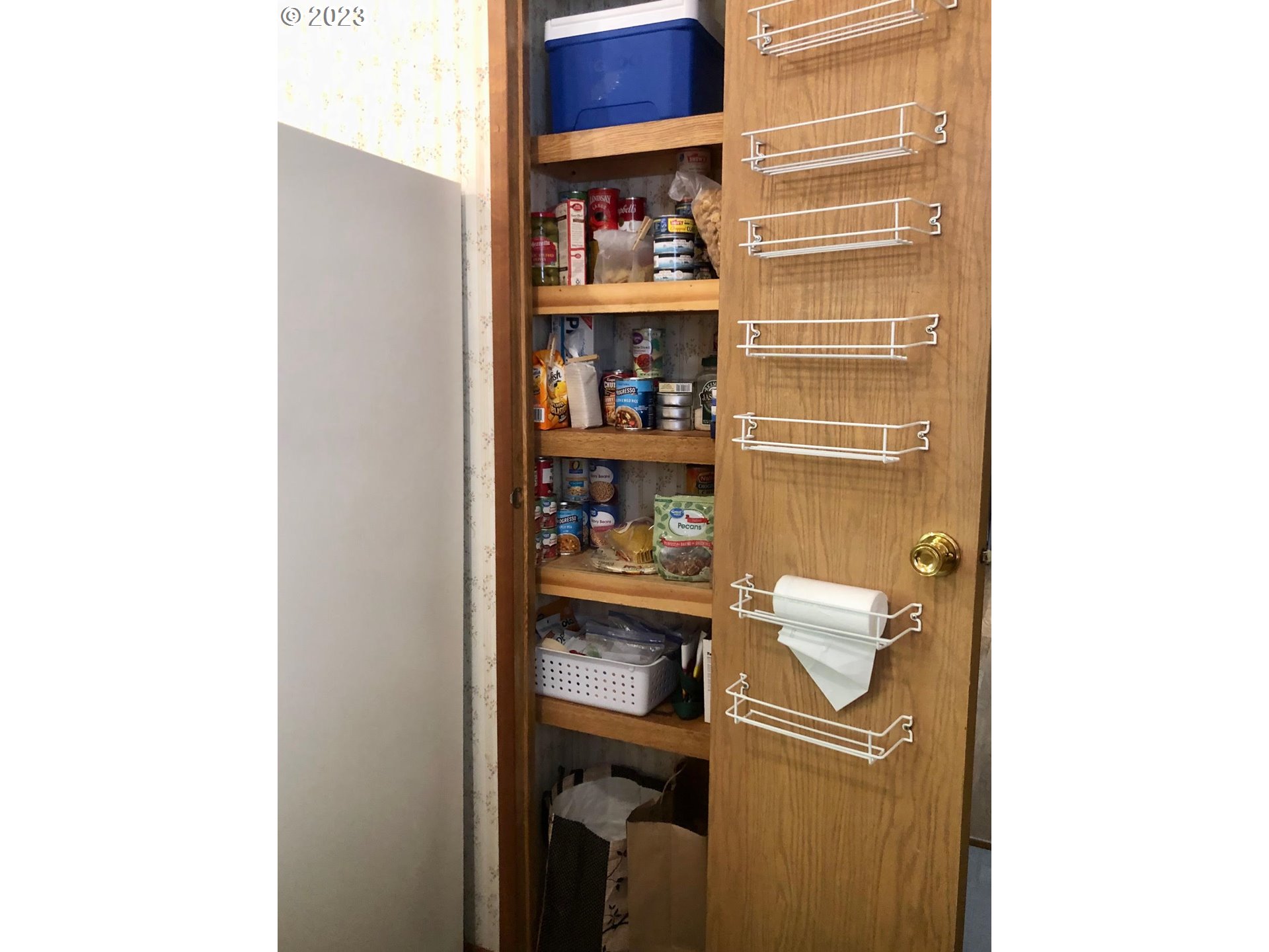 1809 26th Street, Unit 77 La Grande, OR 97850 - Photo 13 of 41 a room with a walk in closet and a window