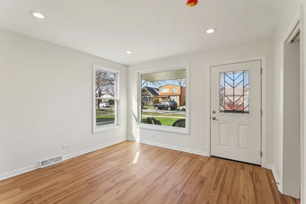 $432,000 | 1645 23rd Avenue, Melrose Park, IL 60160