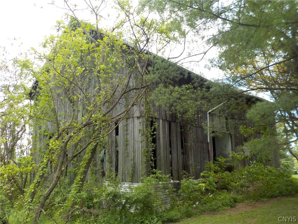 11100 Duck Lake Road Conquest, NY 13143 - Photo 18 of 47
