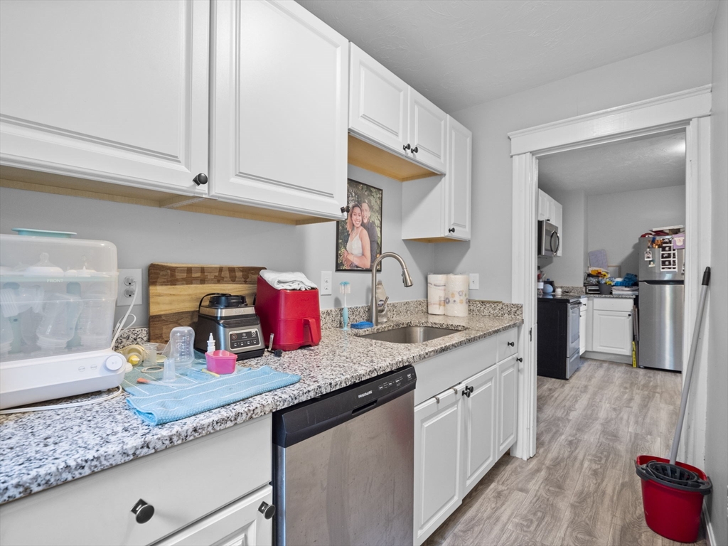 6-8 Brook Street Webster, MA 01570 - Photo 3 of 42