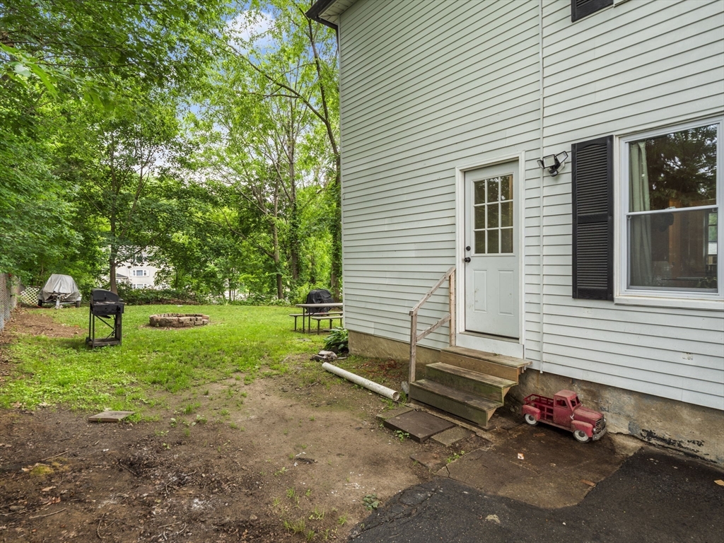 6-8 Brook Street Webster, MA 01570 - Photo 35 of 42